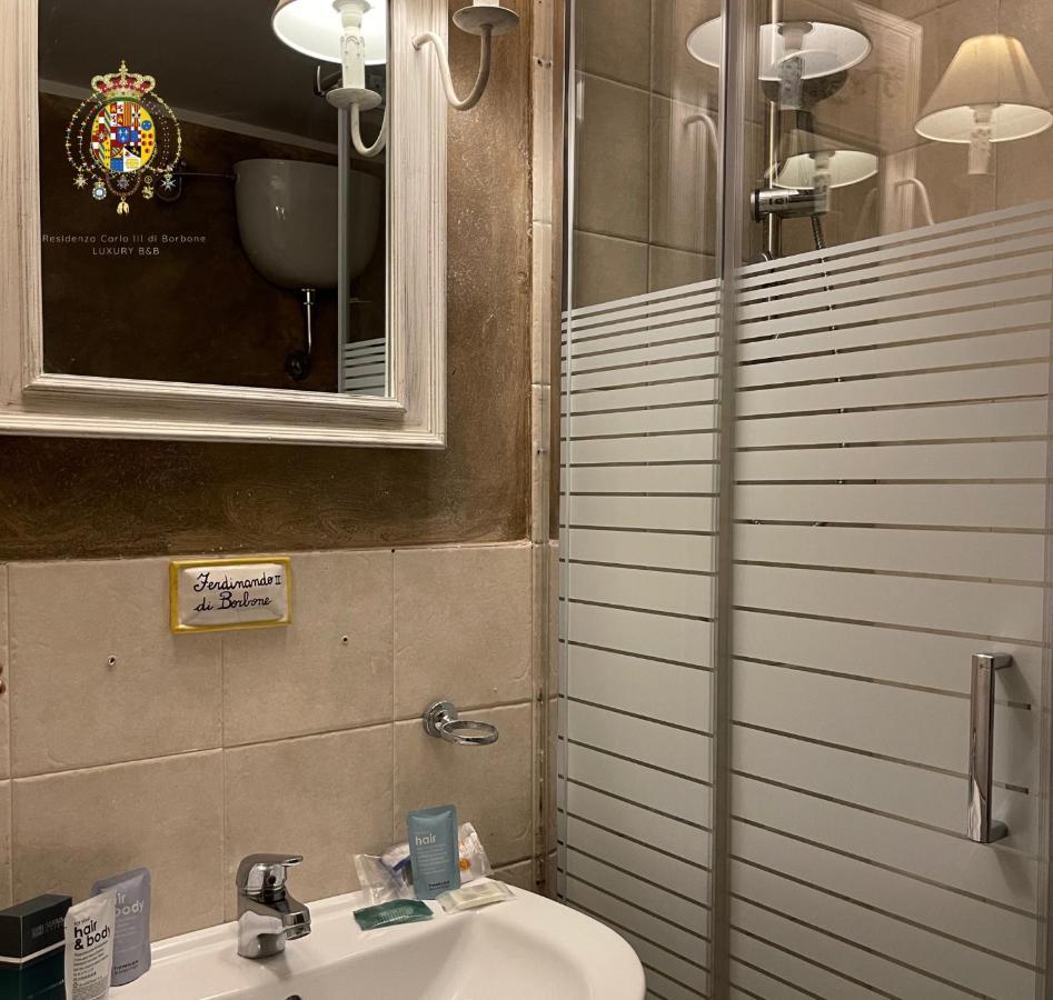 Residenza B&B Наполи Екстериор снимка