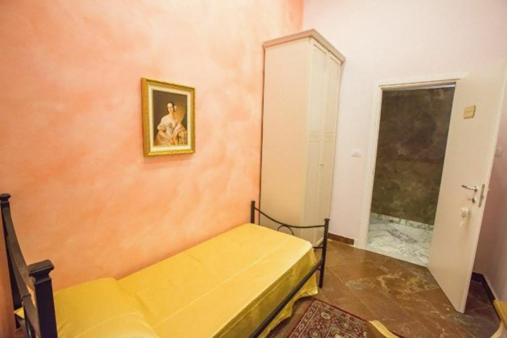 Residenza B&B Наполи Екстериор снимка
